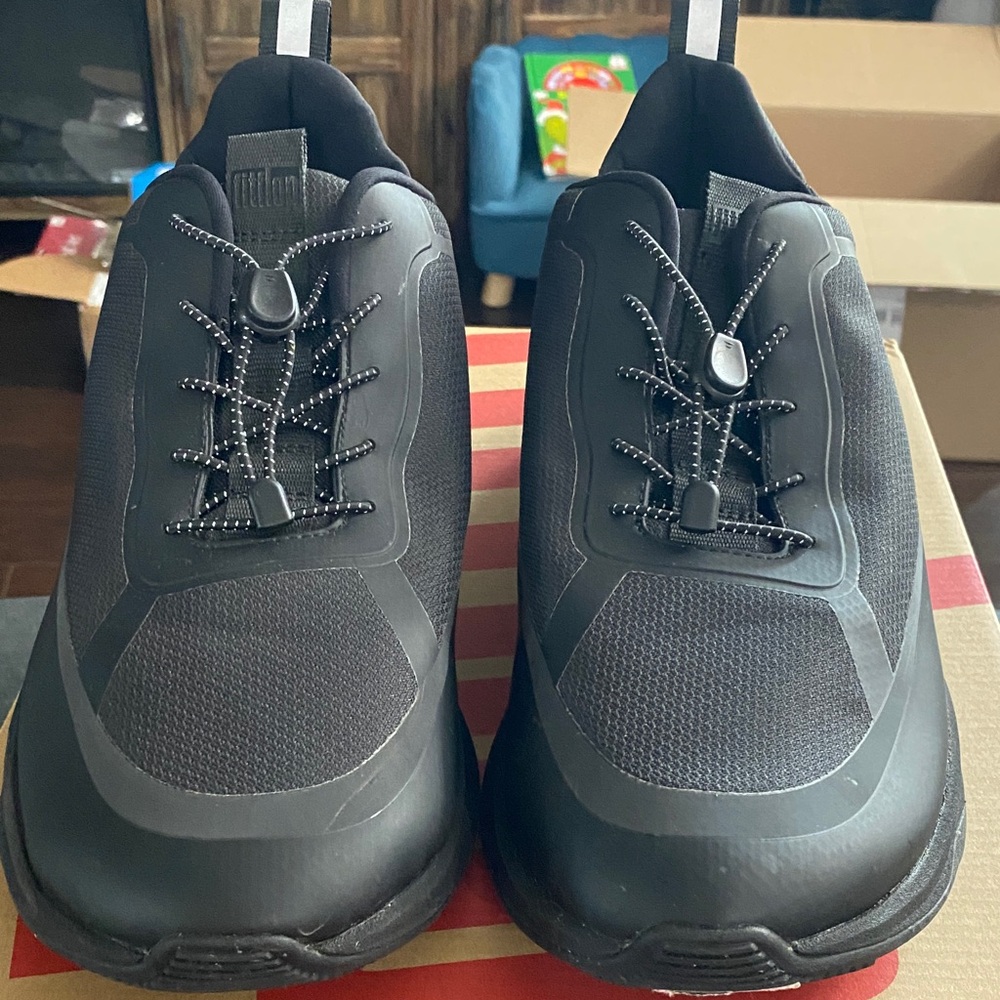 Fitflop Men's vitamin FFX men’s water resistant sports sneakers